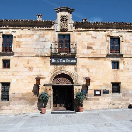 Tres Coronas De Silos 3*