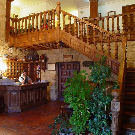 Tres Coronas De Silos Szálloda Santo Domingo de Silos