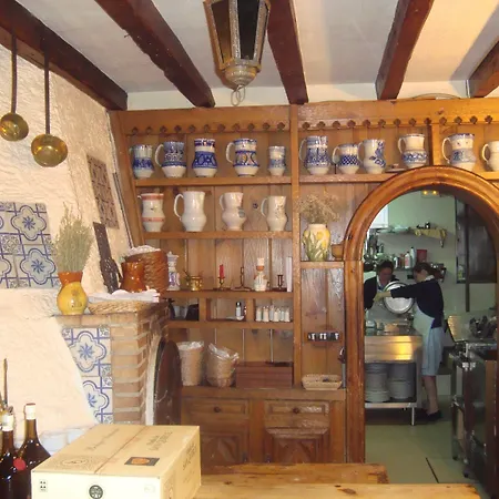 Tres Coronas De Silos 3* Santo Domingo de Silos