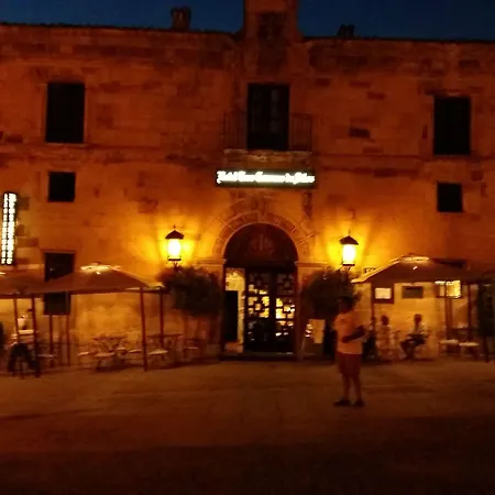 Tres Coronas De Silos Hotel Santo Domingo De Silos