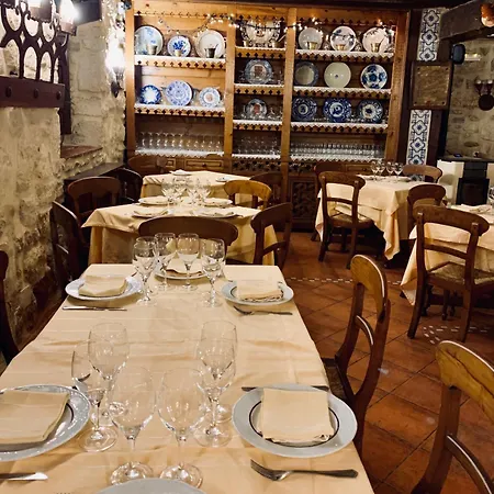 Szálloda Tres Coronas De Silos 3*