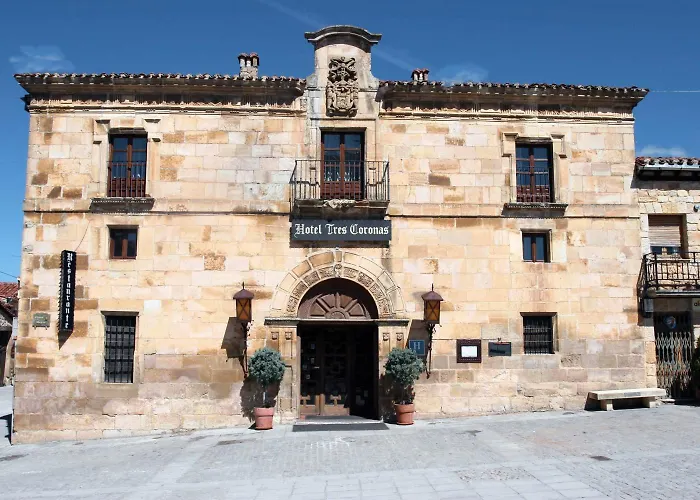 Tres Coronas De Silos 3*