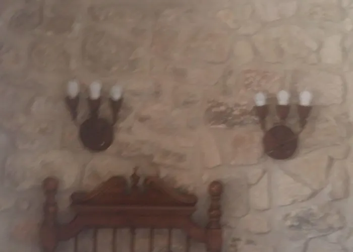 Tres Coronas De Silos Hotel