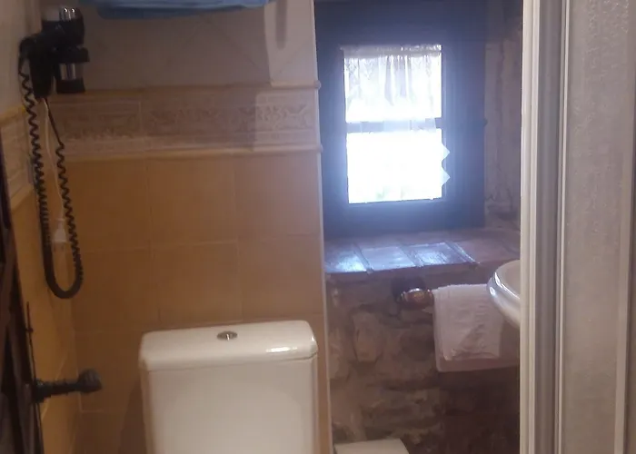 Tres Coronas De Silos 3* Santo Domingo De Silos