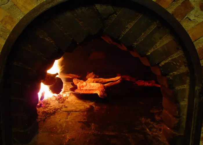 Tres Coronas De Silos