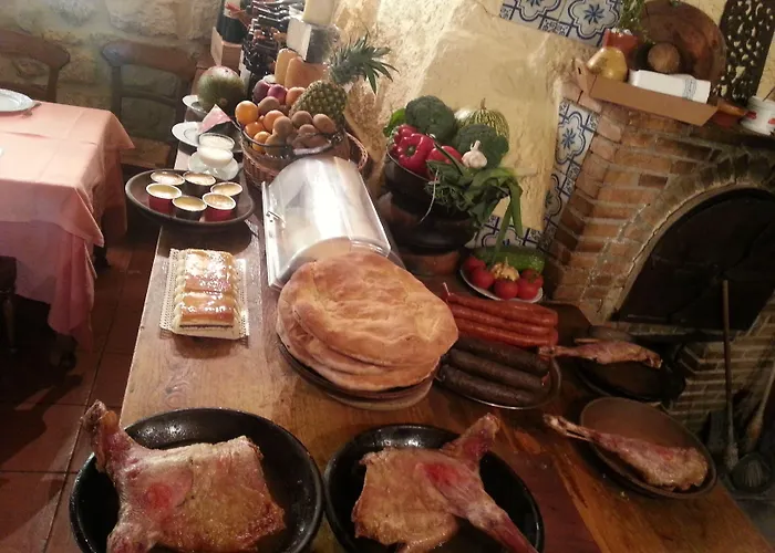 Hotel Tres Coronas De Silos 3*