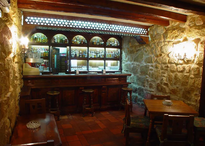 Tres Coronas De Silos 3* Santo Domingo De Silos