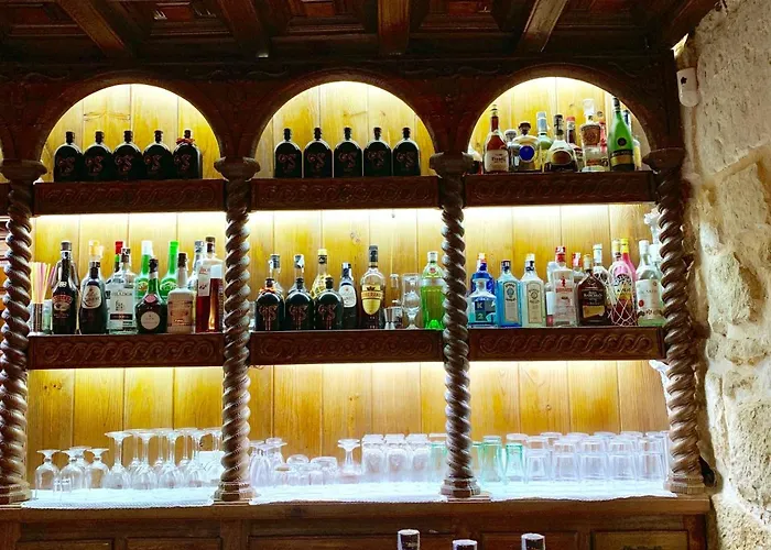 Tres Coronas De Silos