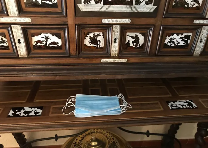 Hotel Tres Coronas De Silos 3*